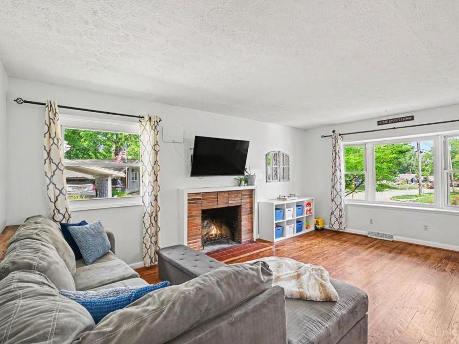 1607 Krylon Drive, Reading, OH 45215 Photo 3