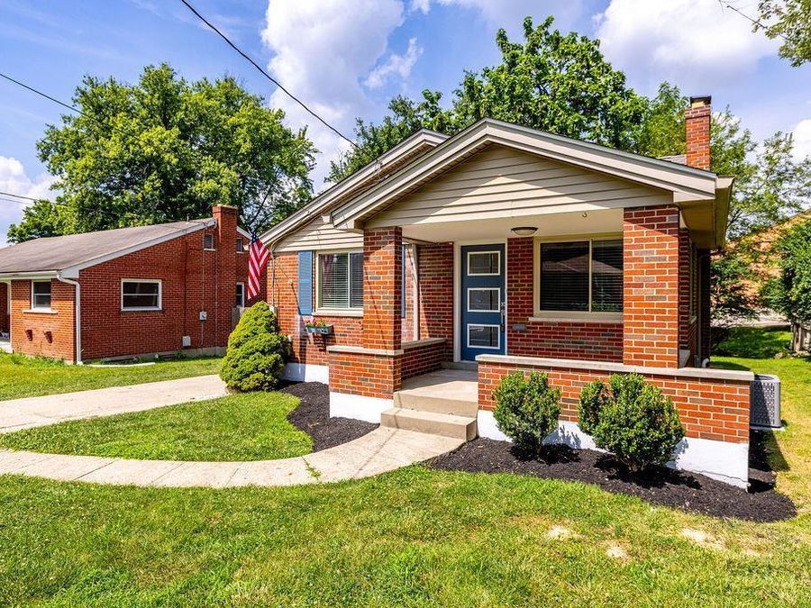 7873 Gail Drive, Deer Park, OH 45236 Photo 5