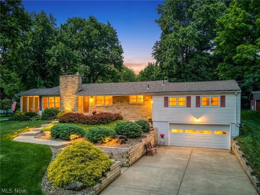 7471 Skyview Drive , Kent, OH 44240 Photo 1