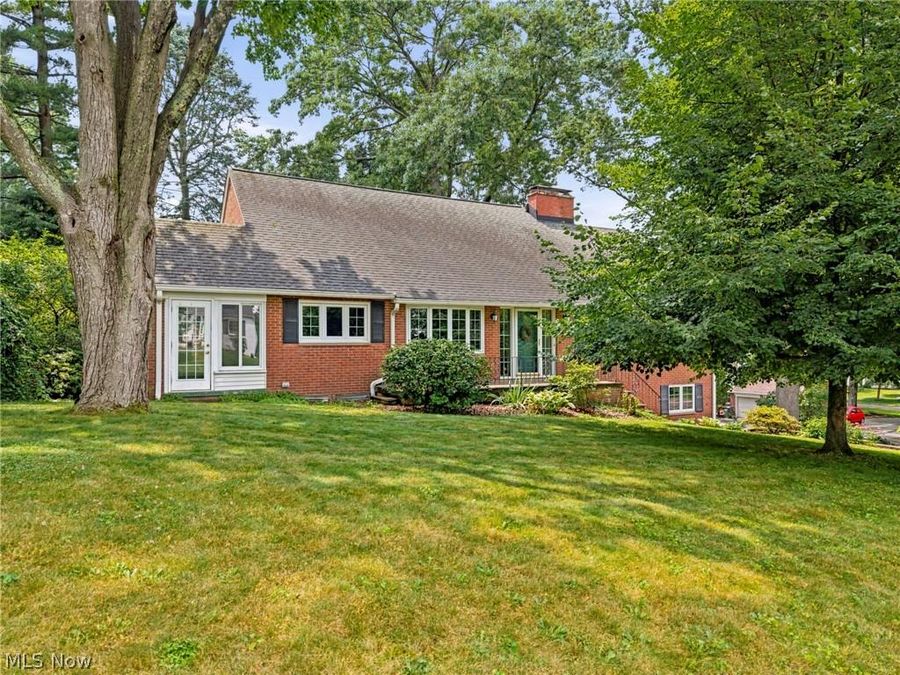 3546 Overhill Drive NW, Canton, OH 44718 Photo 1