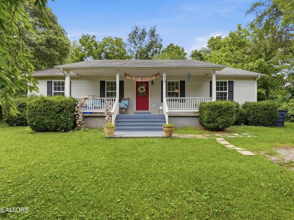 348 Vinson Ave, Cookeville, TN 38501