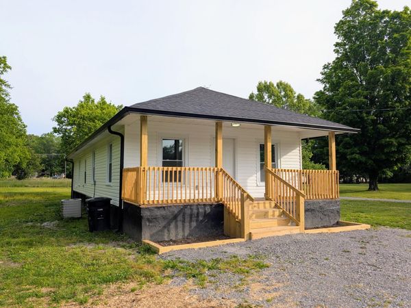 815 E Grundy St , Tullahoma, TN 37388