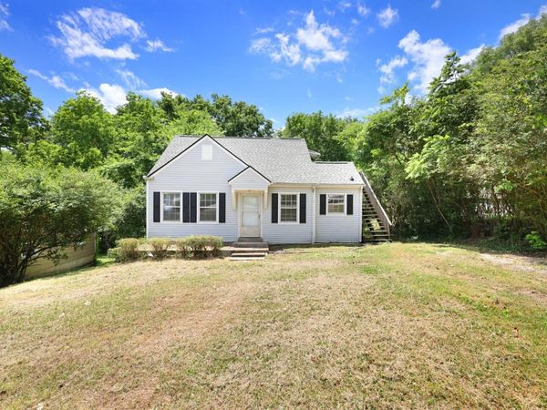 156 Delmar Dr , Clarksville, TN 37040