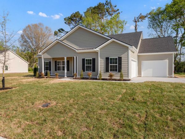 106 Centennial Lane , Columbia, TN 38401
