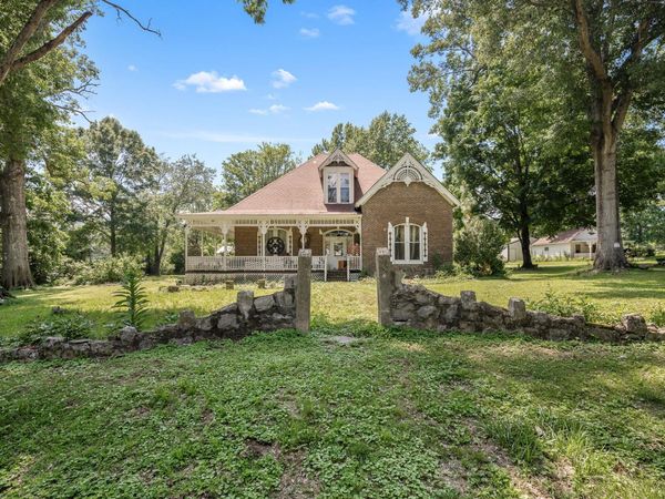 310 S High St , Petersburg, TN 37144