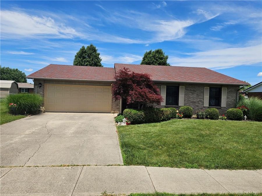 428 Buckeye Drive, Eaton, OH 45320 Photo 1