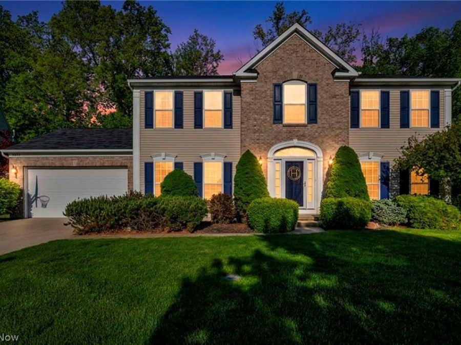 2663 Ambridge Drive, Avon, OH 44011 Photo 1