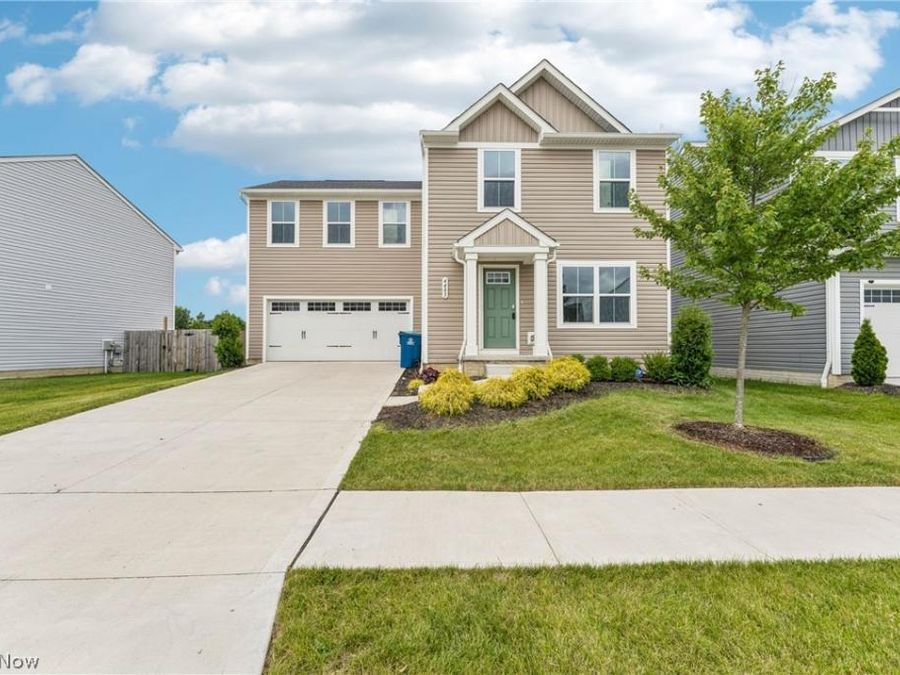 4483 Bellow Drive, Lorain, OH 44053 Photo 1