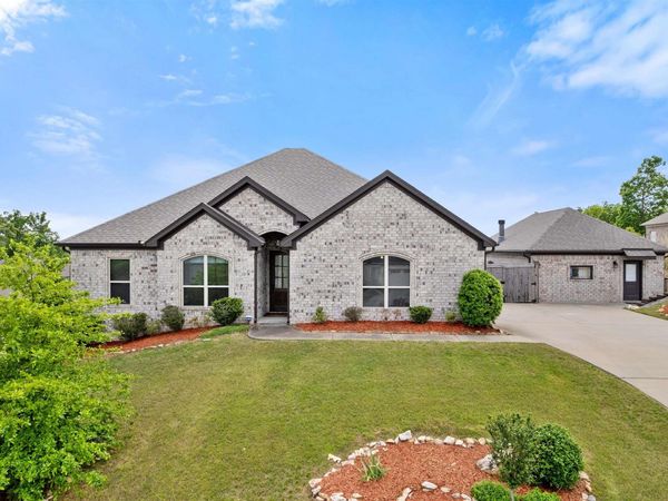 16001 Burleigh Court , Little Rock, AR 72210