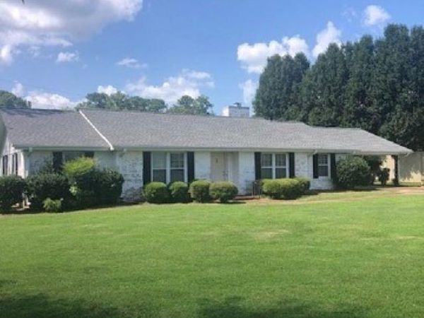 2007 Crestline Ave, Florence, AL 35630