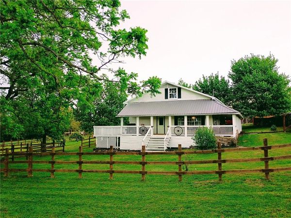 2097 NC 1600 , Compton, AR 72624