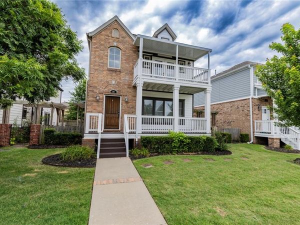 597 N Rupple Road , Fayetteville, AR 72704