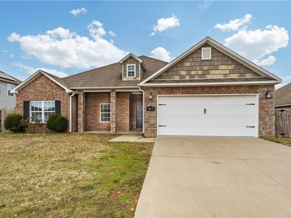 413 Driftwood Street , Lowell, AR 72745