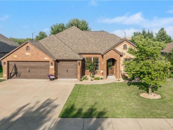 4103 SW Hollowbrook Street , Bentonville, AR 72713
