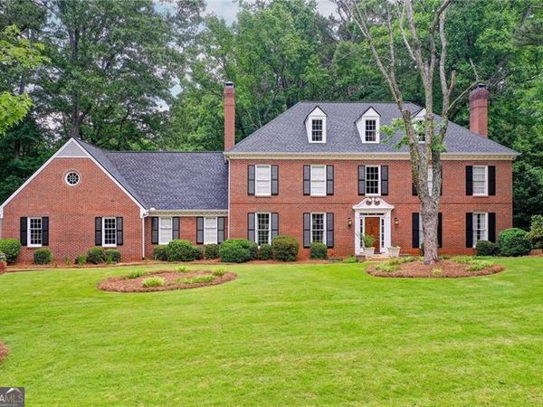 625 River Chase Point, Atlanta, GA 30328