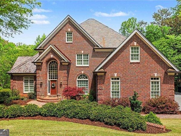 1645 Misty Oaks Drive, Atlanta, GA 30350