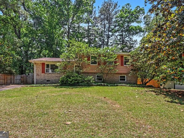 1136 Creekdale Drive, Clarkston, GA 30021