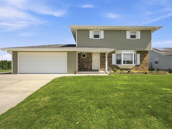 1102 11TH, Durant, IA 52747