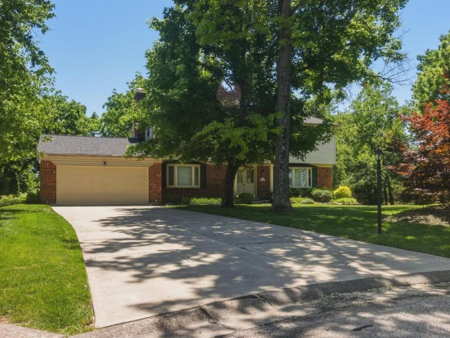 2457 Owlcrest Drive, Colerain Township, OH 45231 Photo 3