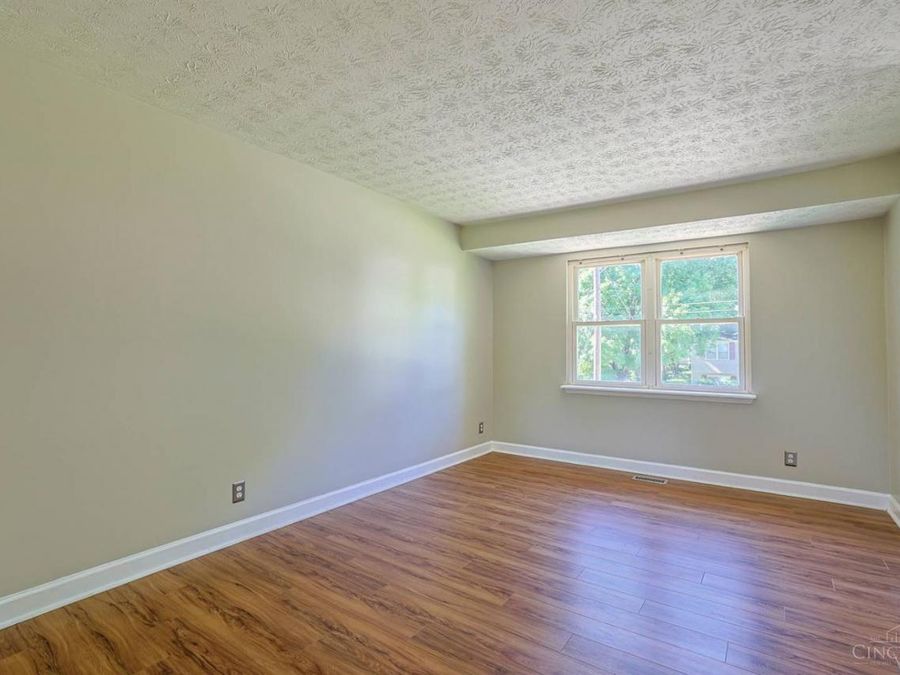 1874 Leway Drive, Fairfield, OH 45014 Photo 6
