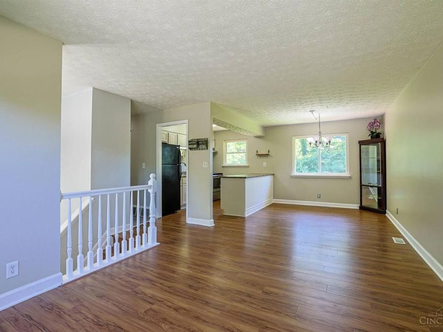 1874 Leway Drive, Fairfield, OH 45014 Photo 8
