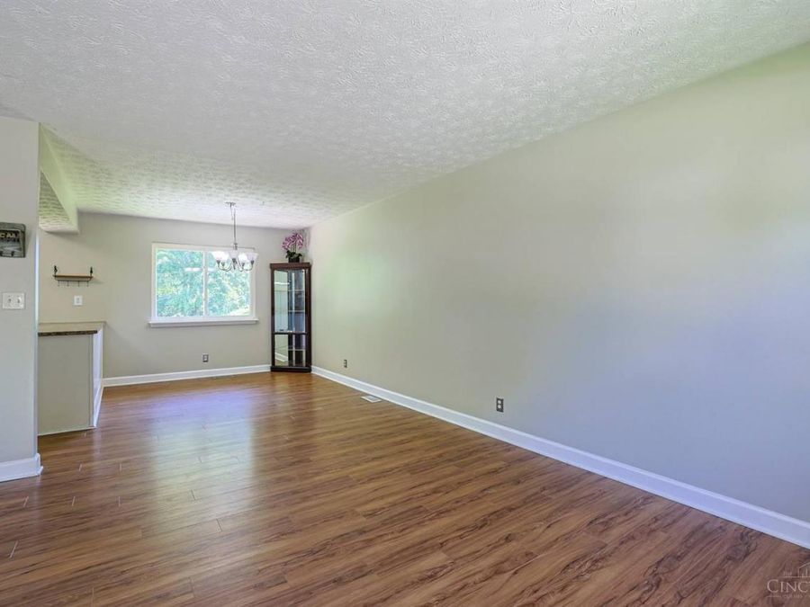 1874 Leway Drive, Fairfield, OH 45014 Photo 9