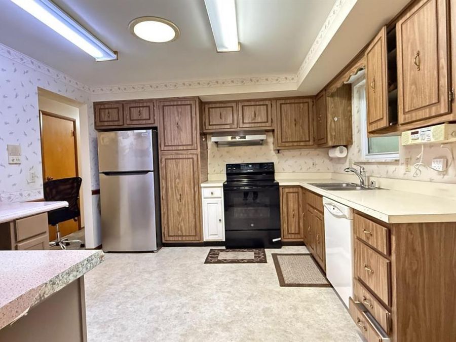 3762 Ridgedale Drive, Green Township, OH 45247 Photo 11