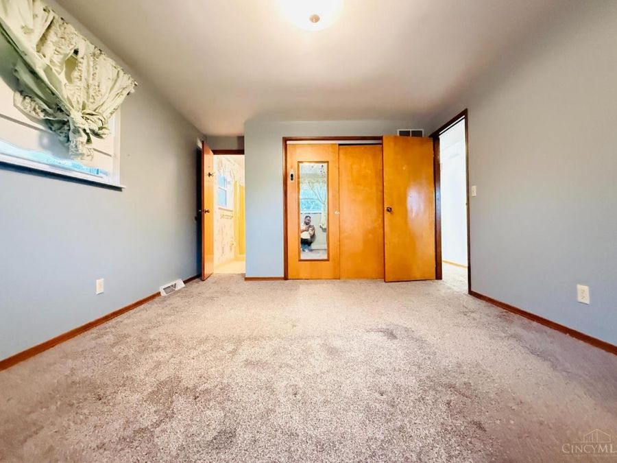 3762 Ridgedale Drive, Green Township, OH 45247 Photo 19