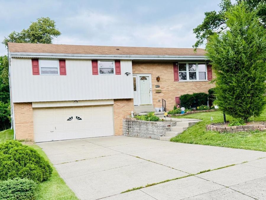3762 Ridgedale Drive, Green Township, OH 45247 Photo 2