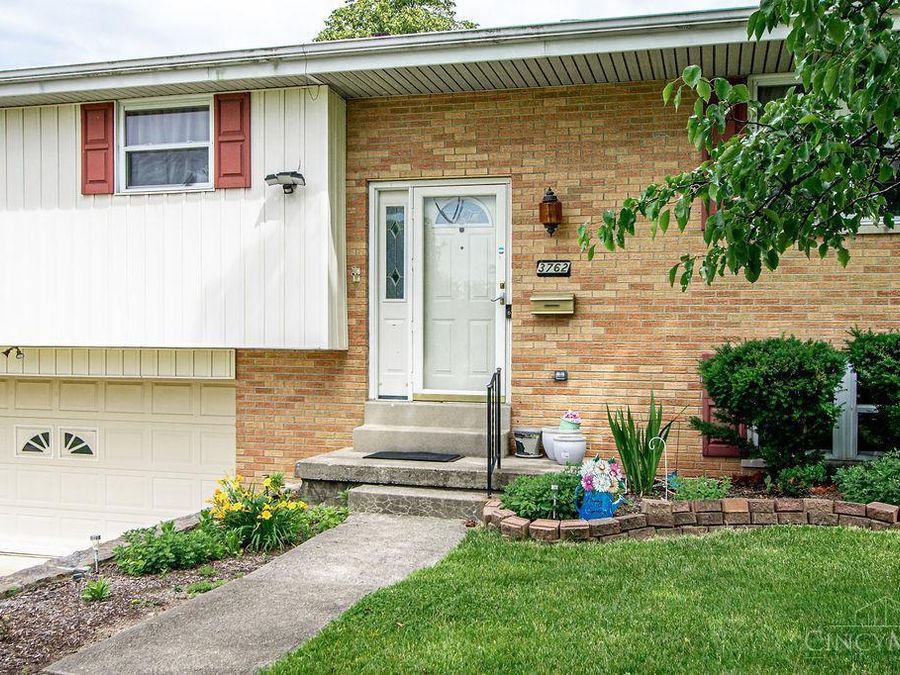 3762 Ridgedale Drive, Green Township, OH 45247 Photo 8