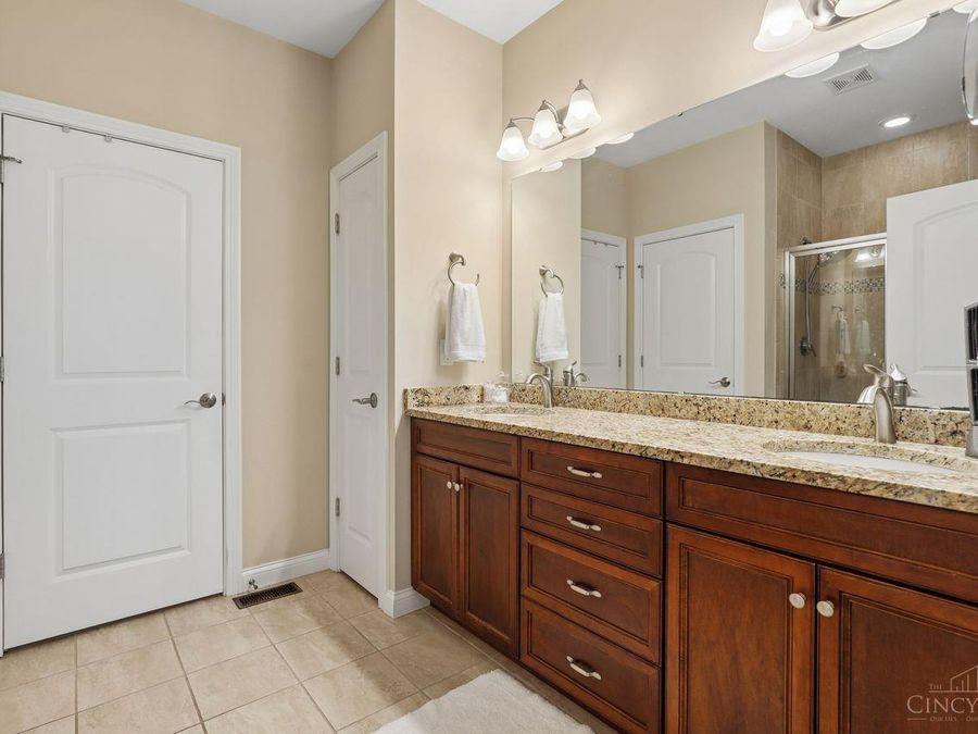 828 Townscapes Court, Miami Township, OH 45140 Photo 20