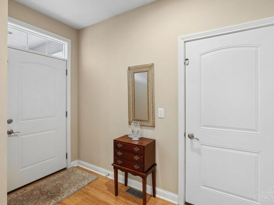 828 Townscapes Court, Miami Township, OH 45140 Photo 3