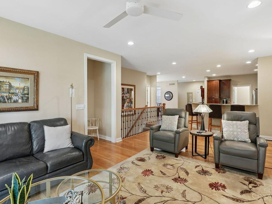 828 Townscapes Court, Miami Township, OH 45140 Photo 5