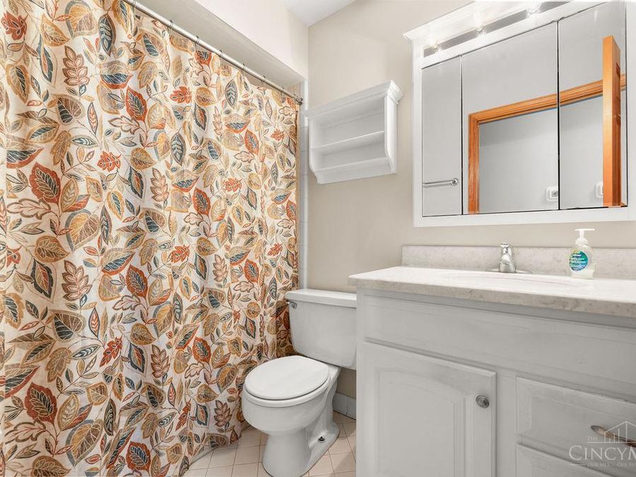 9334 Meadow Ridge Drive, West Chester, OH 45241 Photo 26