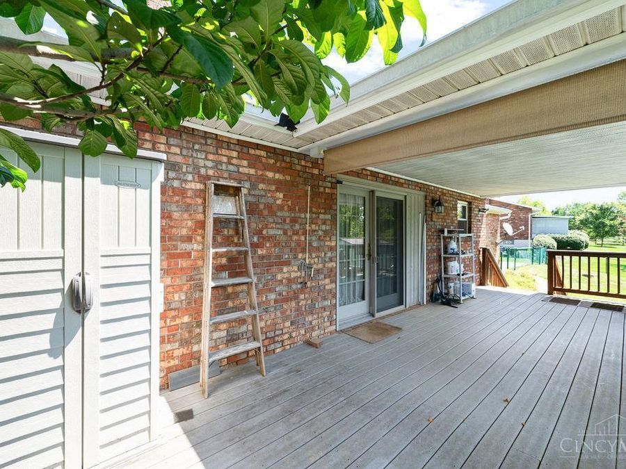 9334 Meadow Ridge Drive, West Chester, OH 45241 Photo 37