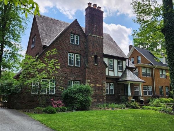 2858 Berkshire Road , Cleveland Heights, OH 44118