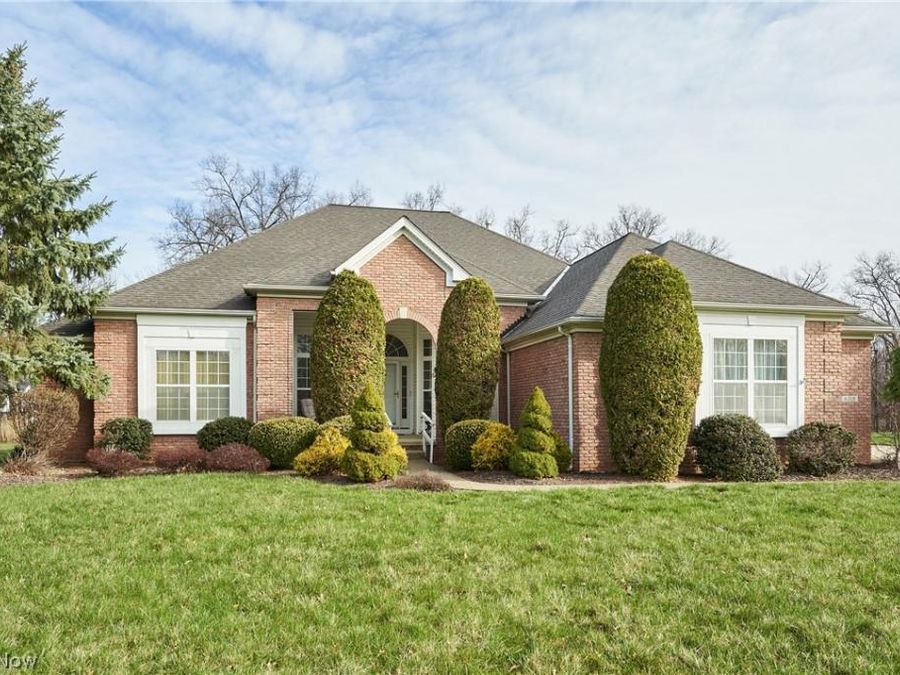 6318 Oak Point Estates , Lorain, OH 44053 Photo 1