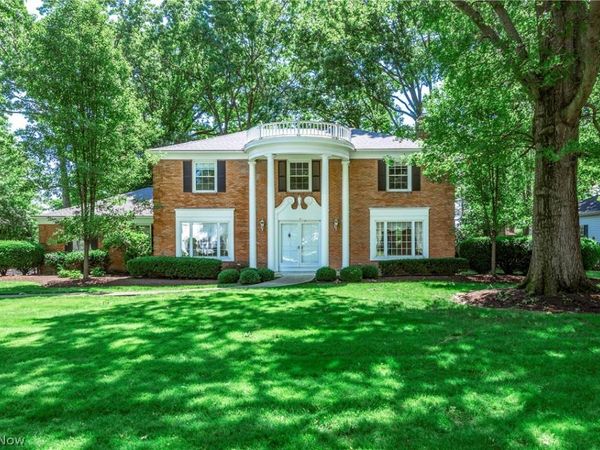 1385 Queen Annes Gate , Westlake, OH 44145