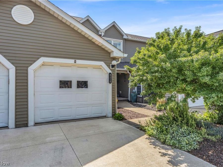 4215 Jennings Ridge Drive , Cleveland, OH 44109 Photo 1