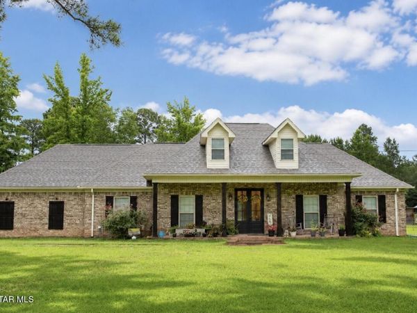 1695 Old Highway 12, Starkville, MS 39759