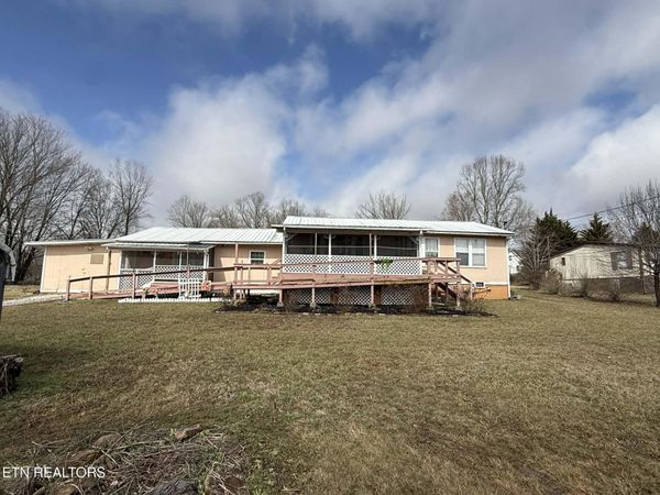 508 Petit Lane, Wartburg, TN 37887