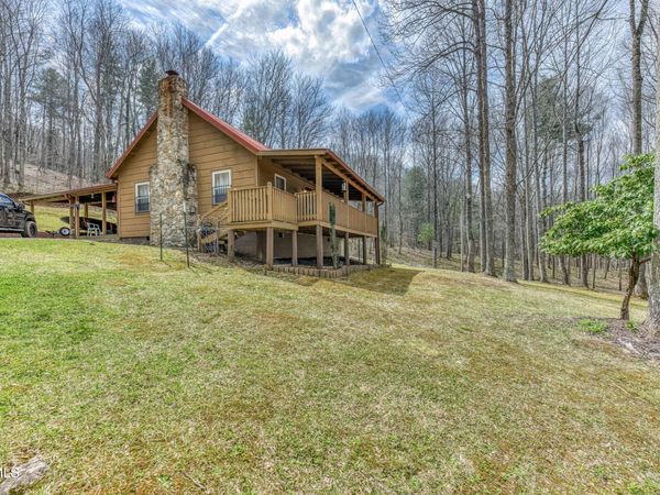 501 Two Branch Lane, Mountain City, TN 37683