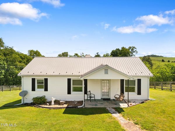 38245 Loves Mill Road, Chilhowie, VA 24319