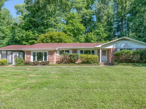 638 Circle Drive, Mountain City, TN 37683