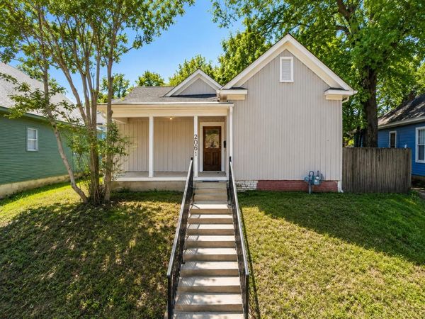 2061 PEABODY AVE, Memphis, TN 38104