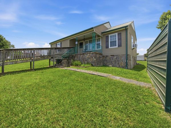 921 Garden Street, Rossville 30741