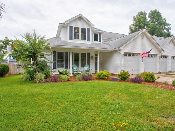 1188 N Bayshore Drive, Valparaiso, FL 32580