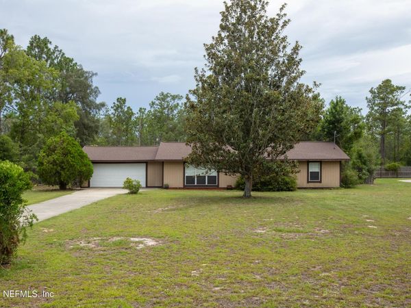 692 SE 41ST Street, Keystone Heights, FL 32656
