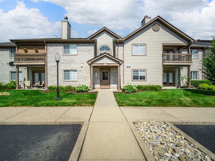 1755 Piper Landing Lane, Centerville, OH 45440 Photo 1