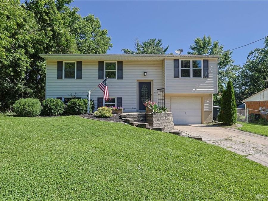 1874 Leway Drive, Fairfield, OH 45014 Photo 1